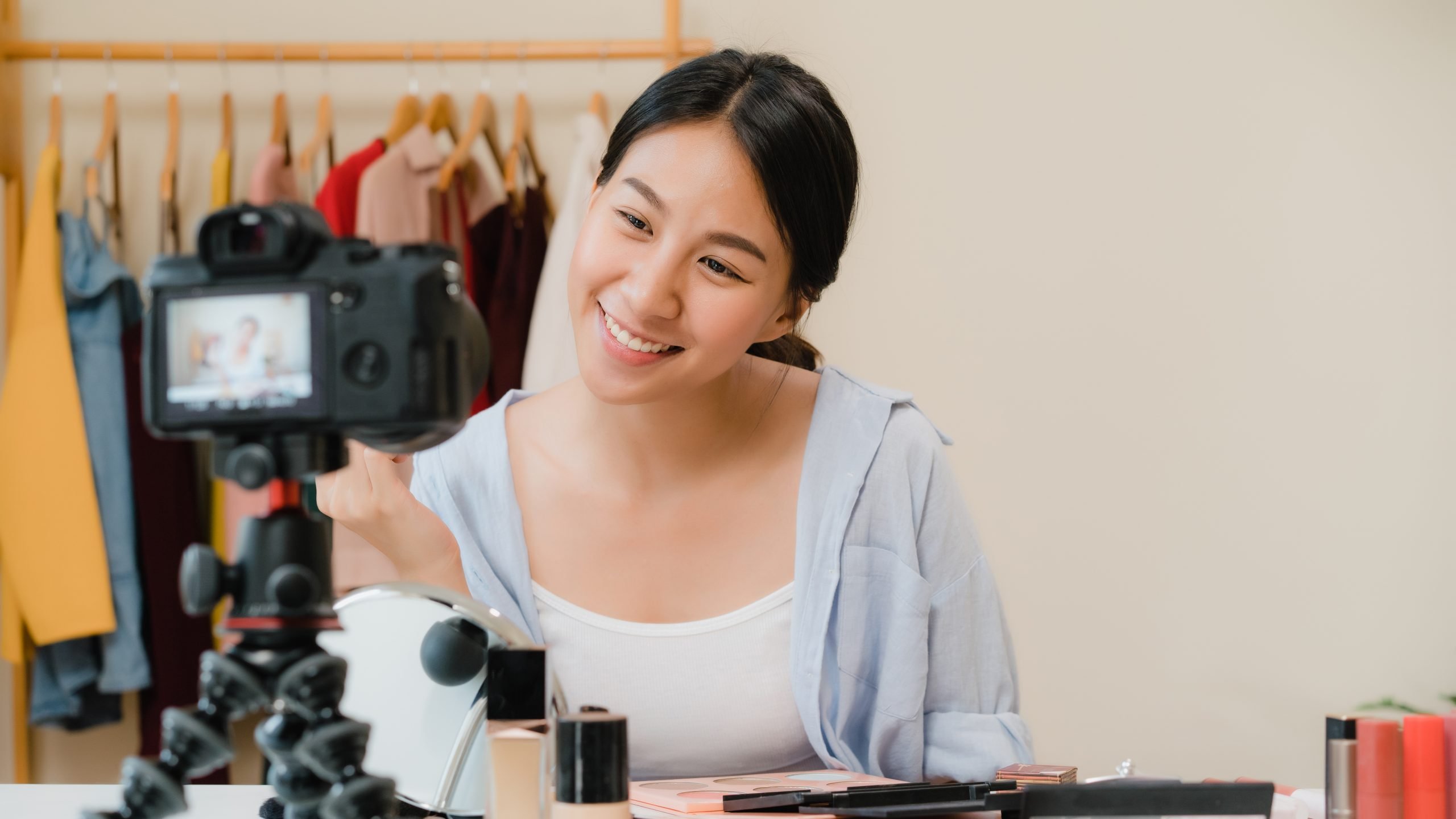 counterfeit items influencer
